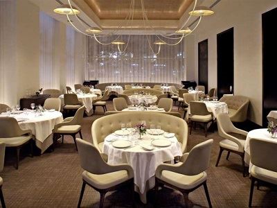 Nội thất nhà hàng phong cách hiện đại cao cấp